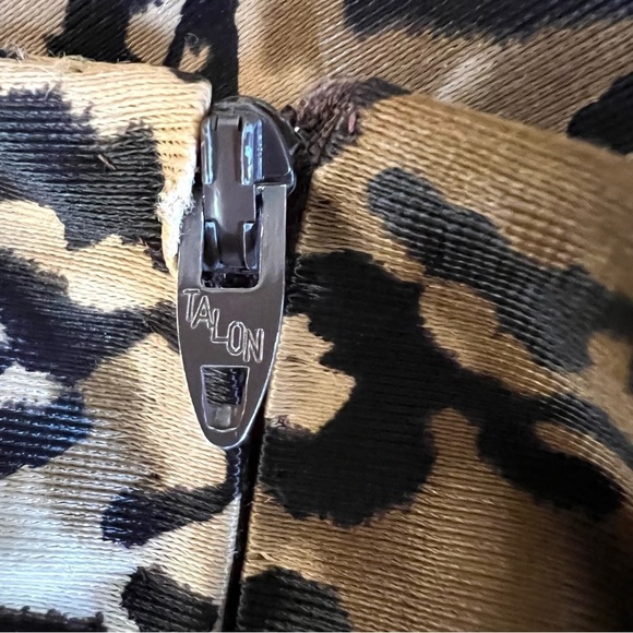 VINTAGE 1970s Animal Print Leopard Cat Face Print Midi Sleeveless Dress Vtg 70s - Picture 8 of 10